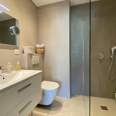 Exceptional Center Sea View And Swimming Pool Live In Parc Bruyere Apartment
